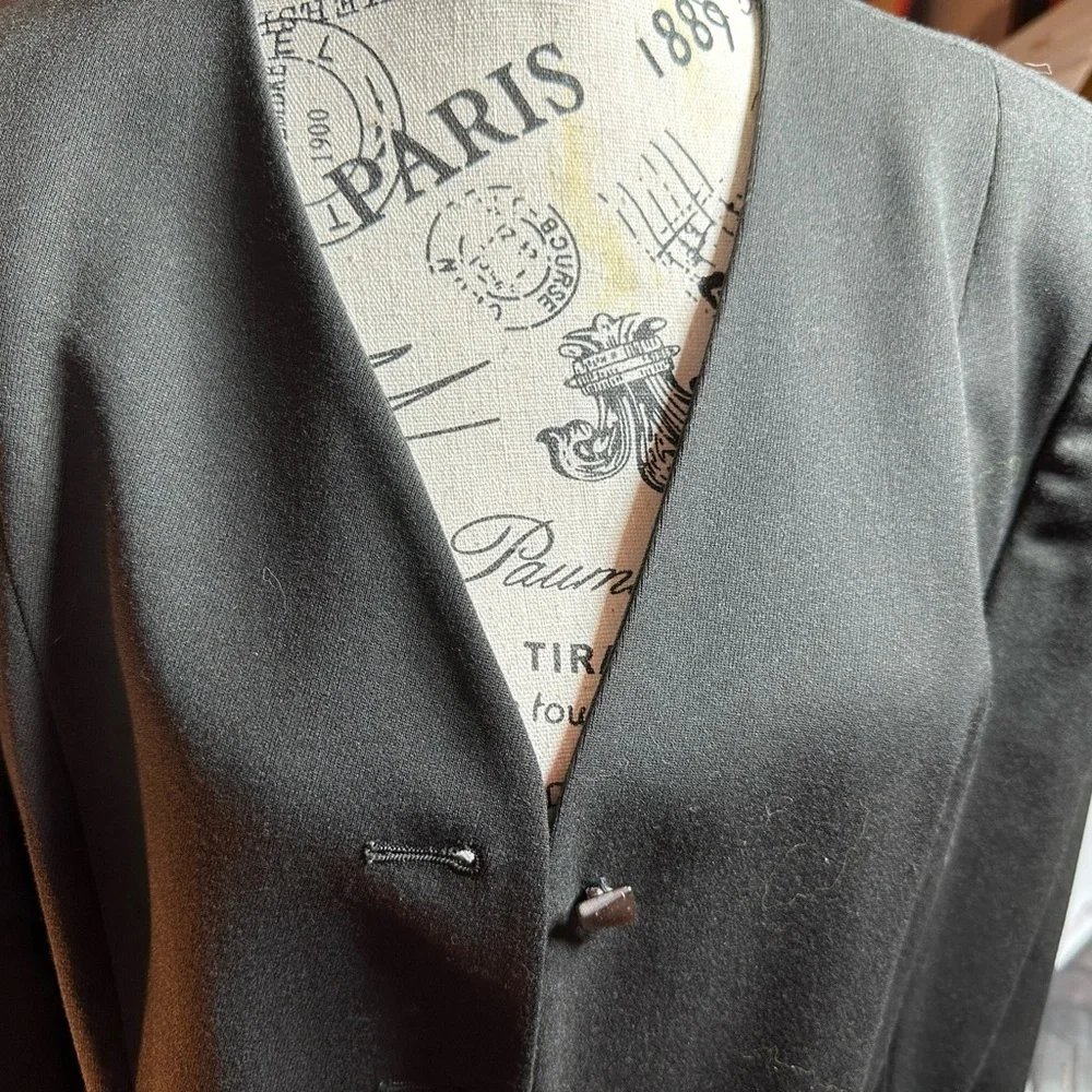 Suit Jacket - Picture 4 of 12